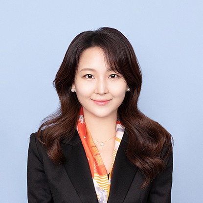 Hee Yoon Lee